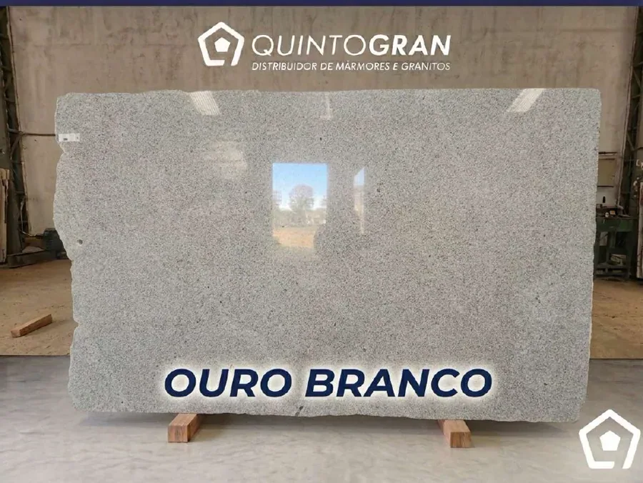 Chapa de Granito Ouro Branco — foto real