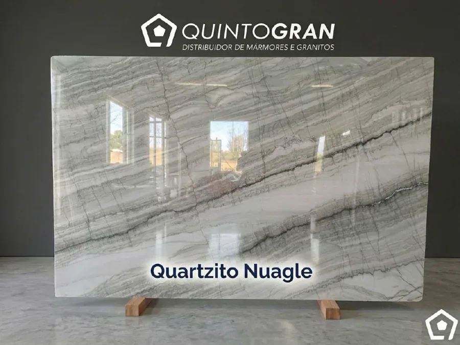 Chapa de Quartzito Nuagle — foto real